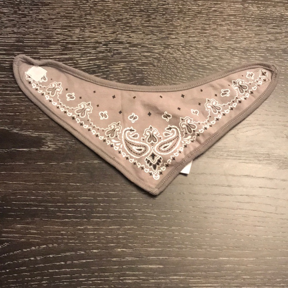 Bandana bib